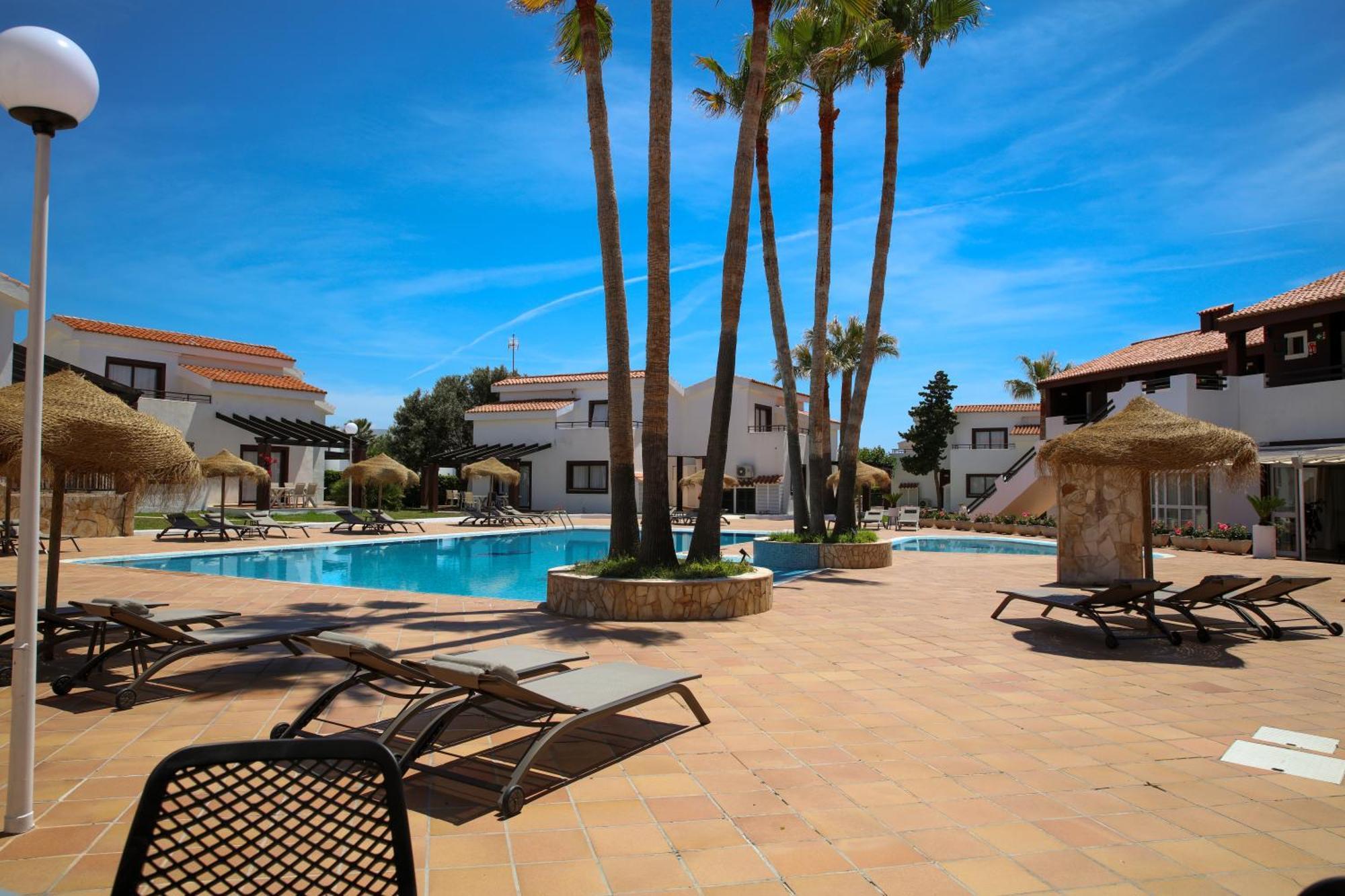 Nuramar Aparthotel Cala'N Bosch (Menorca) Exterior foto