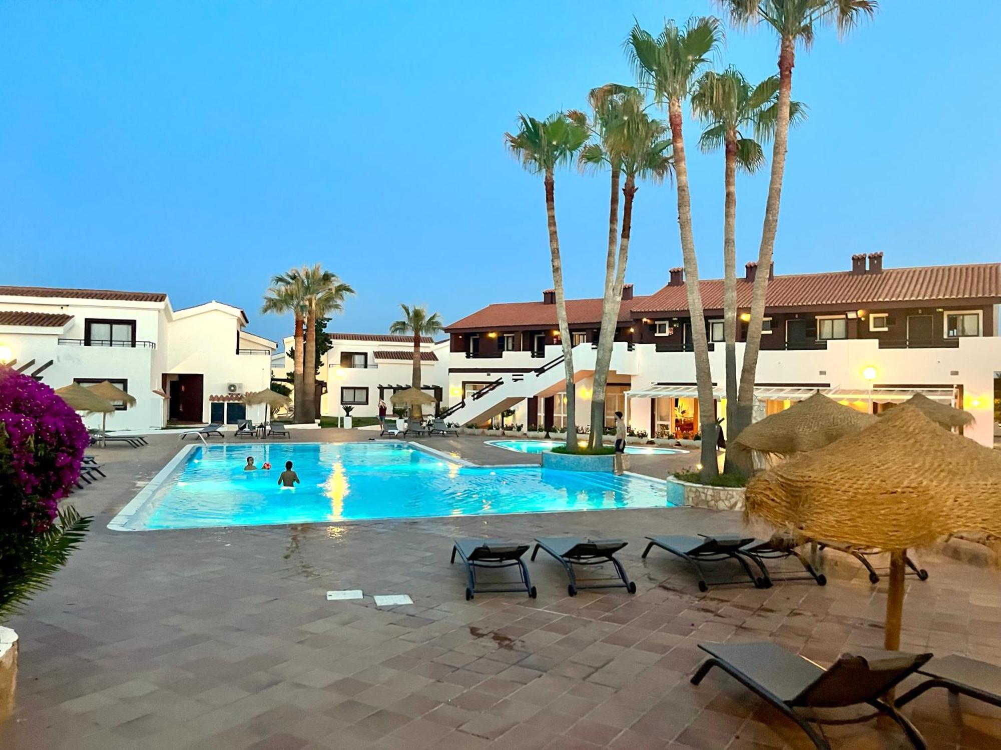 Nuramar Aparthotel Cala'N Bosch (Menorca) Exterior foto